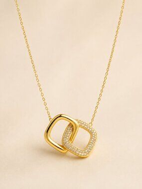 LuxeLink – Interwoven Gold & Crystal Ring Necklace Stainless Steel